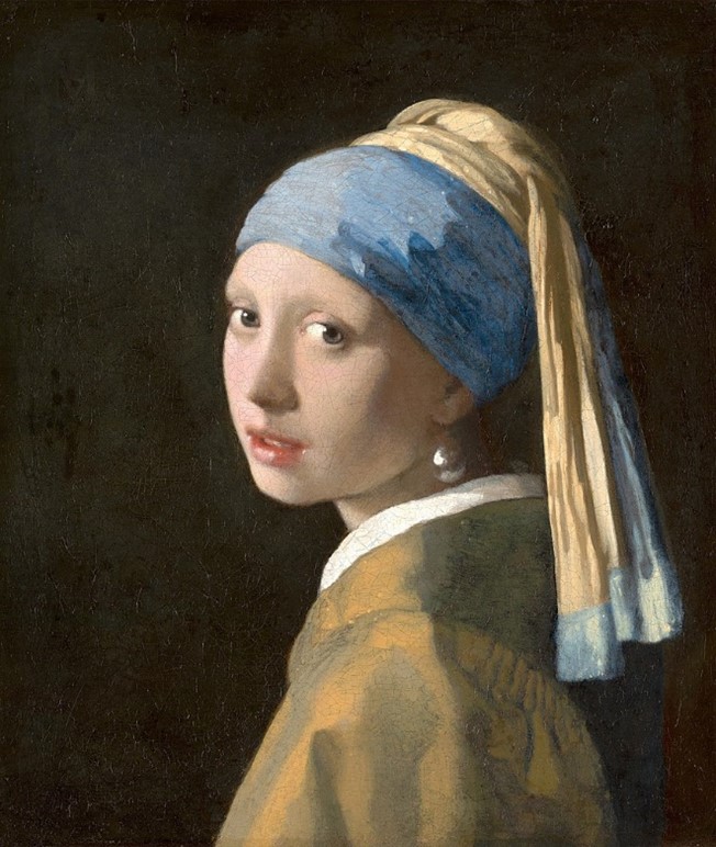 Girl with the Pearl Earring. 1665. Johannes Vermeer. Mauritshuis, The Hague, Netherlands https://www.mauritshuis.nl/en/our-collection/artworks/670-girl-with-a-pearl-earring/