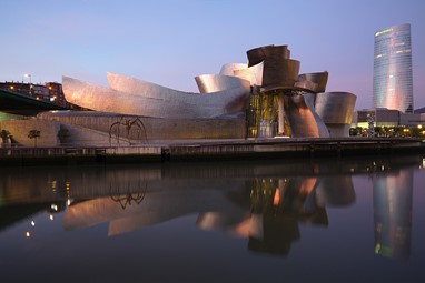 Guggenheim Museum Bilbao. (1997) by architect Frank Gehry https://www.guggenheim-bilbao.eus/en/the-building