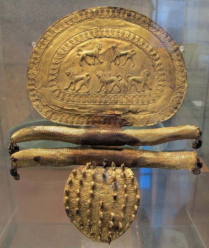 Large parade fibula from the Regolini-Galassi Tomb (675-650 BCE). Vatican Museum, Vatican City. Large parade Fibula (museivaticani.va)