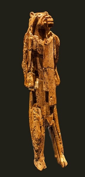 El hombre león, la escultura de 40.000 años de antigüedad en forma de animal. Museo Ulm, Ulm, Alemania. Arqueología | Museo Ulm