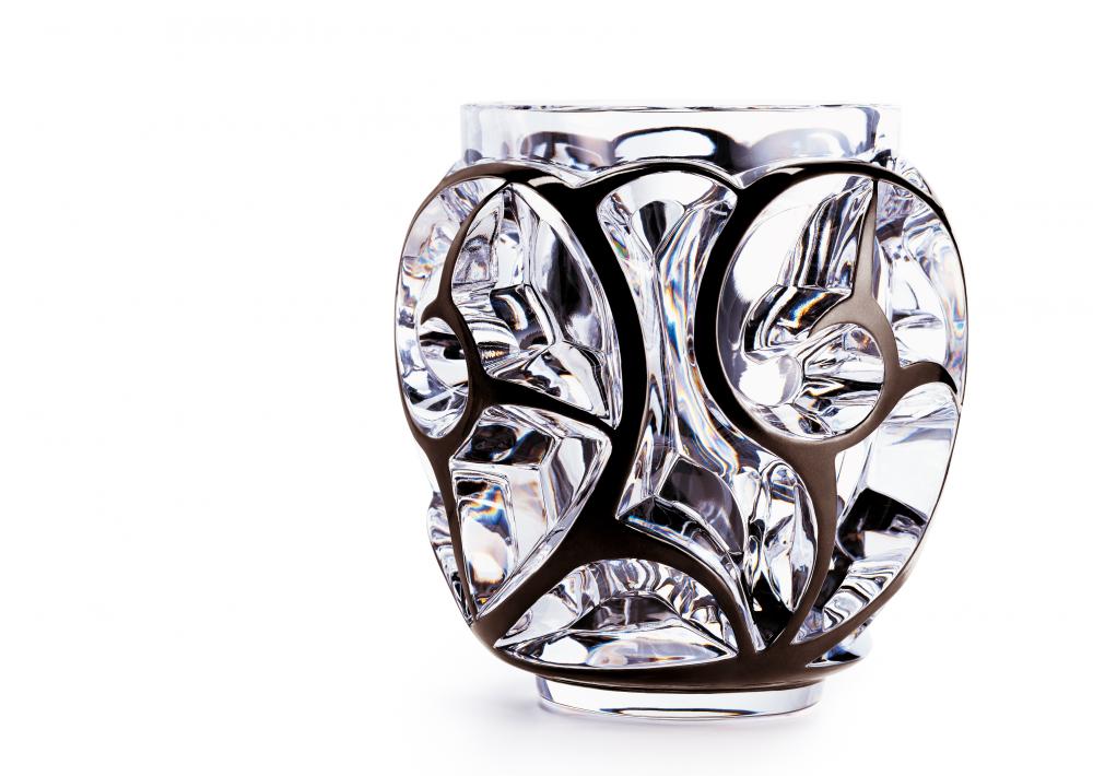 "Réédition en cristal du vase Tourbillons créé en" by René Jules Lalique