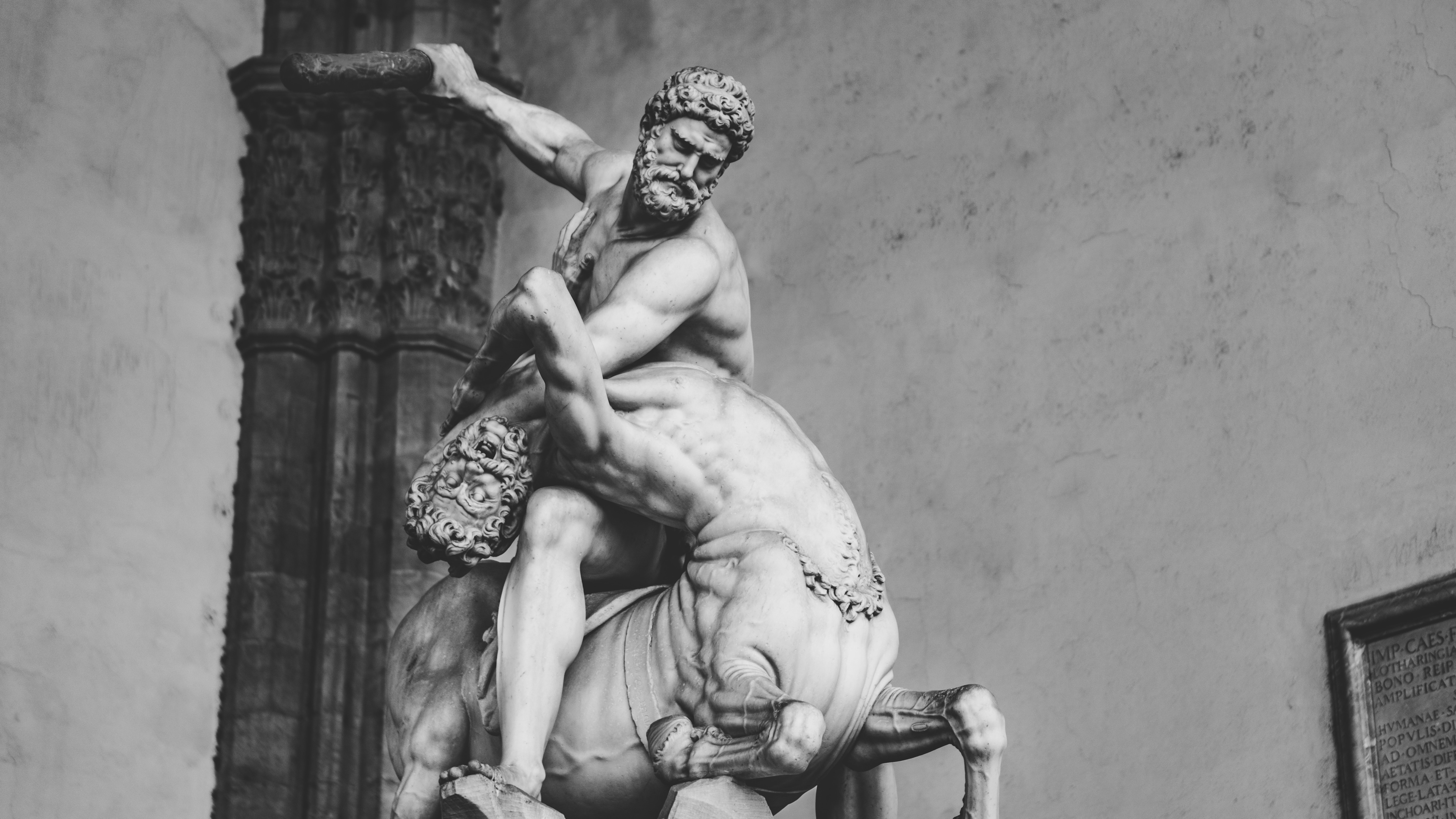 Heracles and Nessus - Sculpture